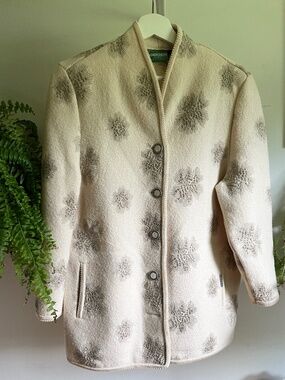 GEIGER Collections Embroidered Wool Coat Jacket | Austria Cream Wool Coat